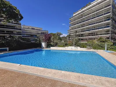 Piscine de l'établissement Le Tanit Corinth - Apt 4 Prs, Clim, Piscine ou située à proximité