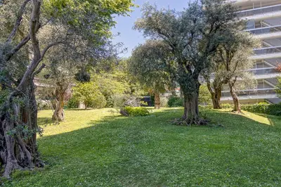 Jardin de l'établissement Le Tanit Corinth - Apt 4 Prs, Clim, Piscine