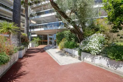 Jardin de l'établissement Le Tanit Corinth - Apt 4 Prs, Clim, Piscine
