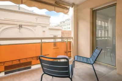 Balcon ou terrasse dans l'établissement REF 1967 - Cannes Center - Apartment for rent