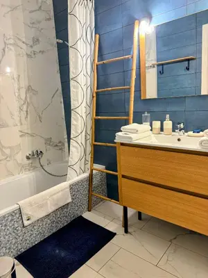 Salle de bains dans l'établissement Apt 