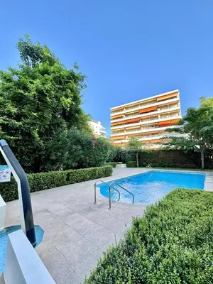 Piscine de l'établissement 2 pieces proche mer GOLDEN ou située à proximité