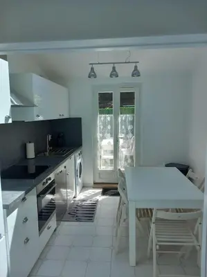 Cuisine ou kitchenette dans l'établissement chez Marie