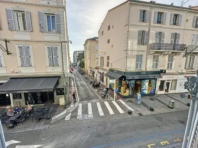Quartier de l'appartement ou autre quartier proche