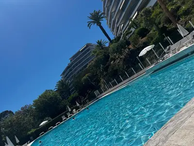 Piscine de l'établissement CHARMANT STUDIO AVEC PISCINE à LA MIRANDOLE ou située à proximité