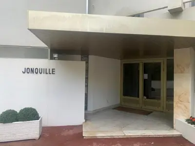 Plan de l'établissement CHARMANT STUDIO AVEC PISCINE à LA MIRANDOLE