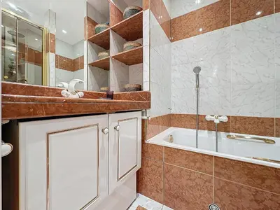 Salle de bains dans l'établissement Intuition - 2 personnes - Le Fragonard
