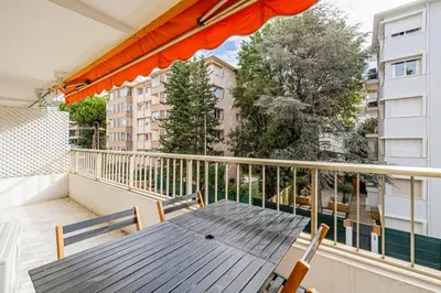 Balcon ou terrasse dans l'établissement Joli 2 pcs - Prox Martinez