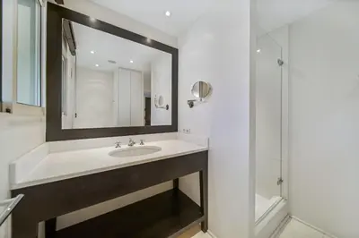 Salle de bains dans l'établissement REF 1319 - Cannes Center - Apartment for rent