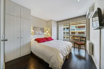Un ou plusieurs lits dans un hébergement de l'établissement REF 1319 - Cannes Center - Apartment for rent