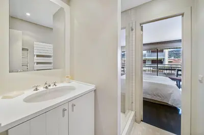Salle de bains dans l'établissement REF 1319 - Cannes Center - Apartment for rent