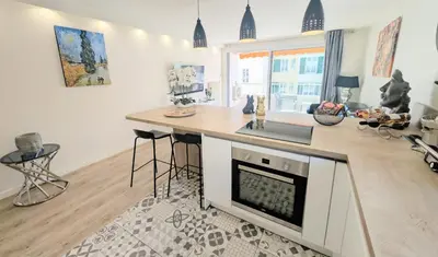 Cuisine ou kitchenette dans l'établissement 