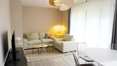 Coin salon dans l'établissement Proche Croisette, Appartement 2 Chambres by Palmazur Vacances