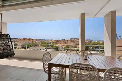 Balcon ou terrasse dans l'établissement Le 701, Climatisé, toit terrasse vue mer, parking