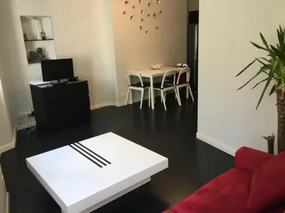 Coin salon dans l'établissement Coeur Vieil Antibes Plages à Pied