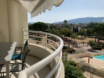 Vue générale sur la montagne ou vue sur la montagne depuis l'appartement