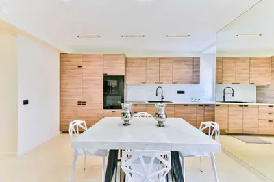 Cuisine ou kitchenette dans l'établissement Cosy apartment with parking - Cannes - Mobility Lease