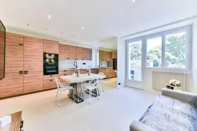 Cuisine ou kitchenette dans l'établissement Cosy apartment with parking - Cannes - Mobility Lease