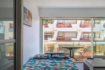 Un ou plusieurs lits dans un hébergement de l'établissement Le Sylvaplana Centre Juan 3 couchages