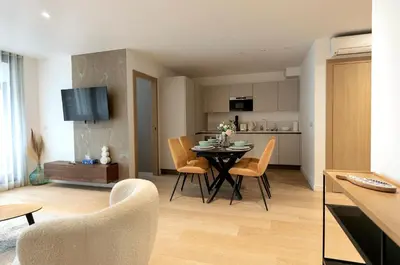 Cuisine ou kitchenette dans l'établissement LE STANDING - Appartement de haut standing proche du port