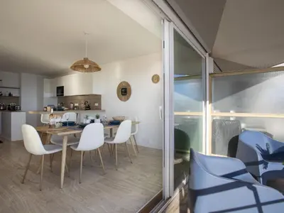 Cuisine ou kitchenette dans l'établissement Apartment Le Chantilly-3 by Interhome