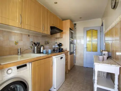 Cuisine ou kitchenette dans l'établissement Apartment Le Cagnes Beach-4 by Interhome