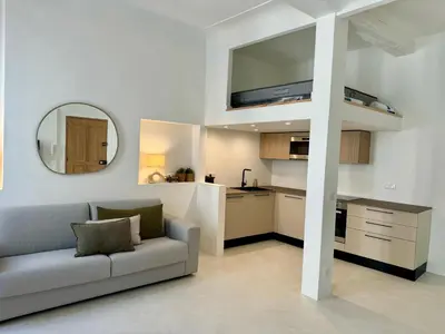 Cuisine ou kitchenette dans l'établissement Studio du port - Porte marine