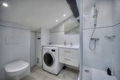 Salle de bains dans l'établissement Studio Cannes