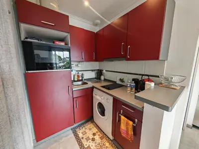 Cuisine ou kitchenette dans l'établissement Studio Beach