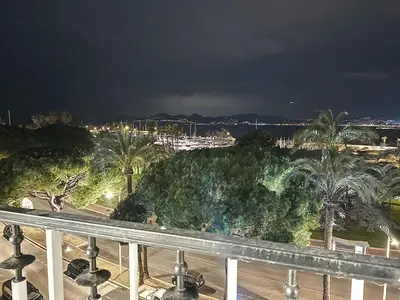 Balcon ou terrasse dans l'établissement 39m2 Croisette, terrasse, vue mer, garage