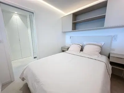Un ou plusieurs lits dans un hébergement de l'établissement 39m2 Croisette, terrasse, vue mer, garage