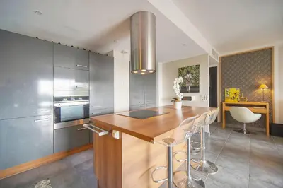 Cuisine ou kitchenette dans l'établissement FRGK 'Diane Elegance and Comfort in Antibes'