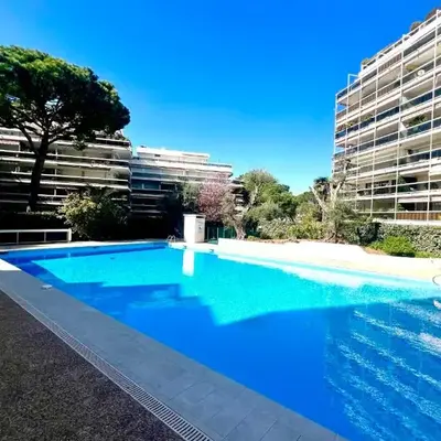 JUAN LES PINS - 4 people - swimming pool