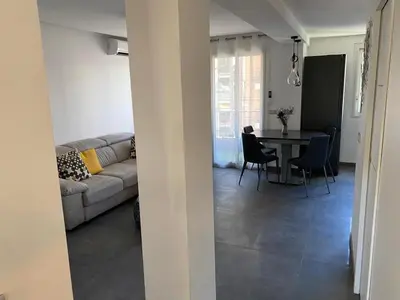 Coin salon dans l'établissement Appartement MIRAMAR 5 couchages