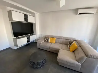 Télévision ou salle de divertissement dans l'établissement Appartement MIRAMAR 5 couchages