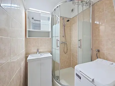 Salle de bains dans l'établissement Vacation apartment near sea with private parking