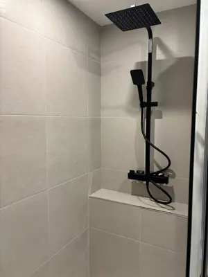 Salle de bains dans l'établissement Élégant T2 à 100m de la plage - Proche Aéroport