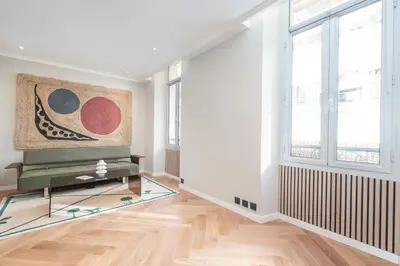 Coin salon dans l'établissement Bel appartement centre Cannes 1min de la Croisette