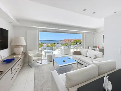 Plan de l'établissement Penthouse 2-Bedroom apartment with 360º views and parking