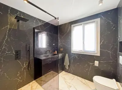 Salle de bains dans l'établissement Appartement Moderne à Cannes