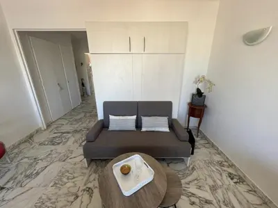 Coin salon dans l'établissement Cozy one bedroom apartment with balcony and parking