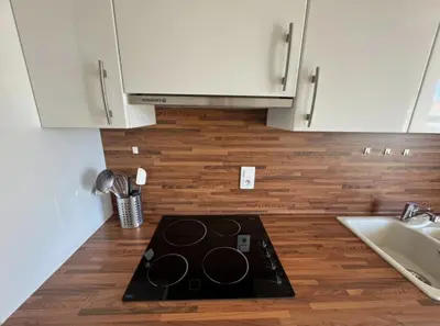 Plan de l'établissement Cozy one bedroom apartment with balcony and parking