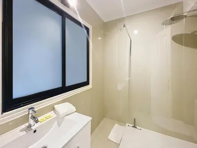 Salle de bains dans l'établissement Studio apartment on La Croisette with terrace
