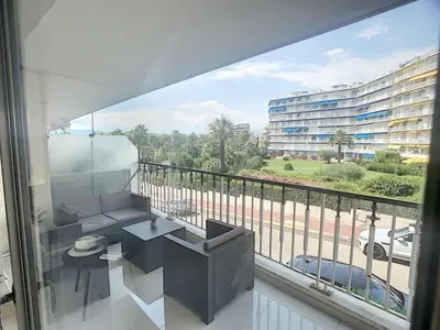 Balcon ou terrasse dans l'établissement Studio apartment on La Croisette with terrace