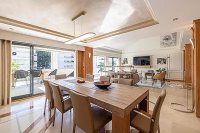 Coin salon dans l'établissement REF 823 - Cannes Center - Duplex apartment for rent