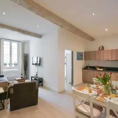VIEUX MURS - Brand new flat for 4