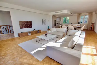 Coin salon dans l'établissement Villa Magnolia Apartment Cannes Film Festival Private Pool