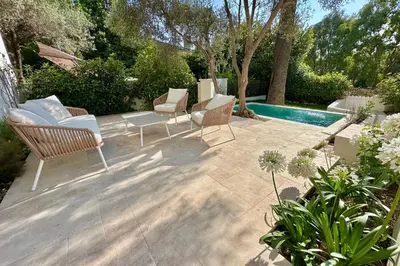Piscine de l'établissement Villa Magnolia Apartment Cannes Film Festival Private Pool ou située à proximité