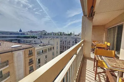 Balcon ou terrasse dans l'établissement HENRI CAMILLE REAL ESTATE - Kent - Huge 2 bedrooms appt - 5 min Croisette