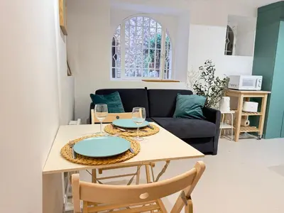 Coin salon dans l'établissement NEW - Studio Vieil Antibes - Les Remparts